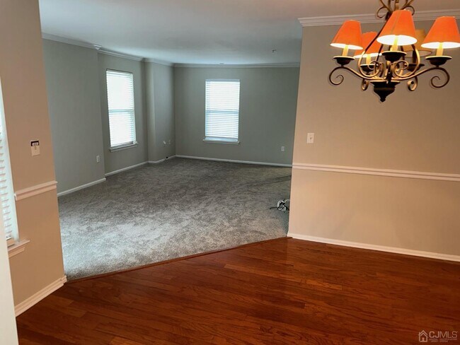 Foto del edificio - 558 Great Beds Ct