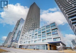 Building Photo - 950 Portage Pkwy