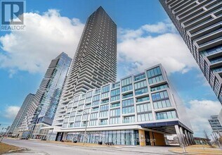 Building Photo - 950 Portage Pkwy