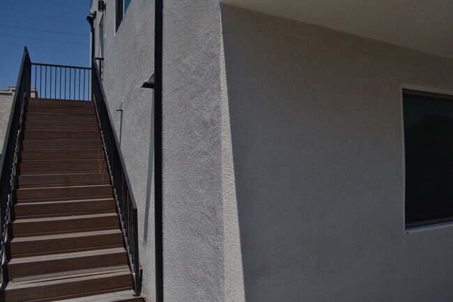 Building Photo - ??Newly Built 3 Bed / 3 Bath ADU – Great L...