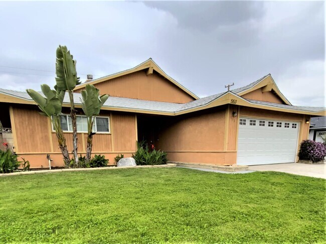 Building Photo - 553 E Kenbridge Dr