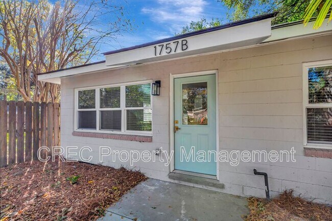 Building Photo - 1757 Skinner Ave