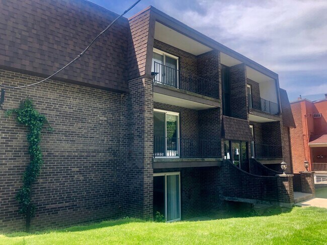 Foto del edificio - 525 Lowell Ave