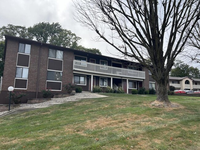 Building Photo - 39 Devon Ct