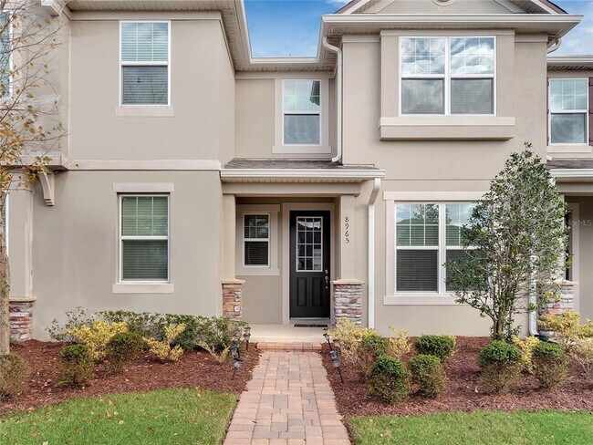 Foto del edificio - 8965 Fullerwood Ave
