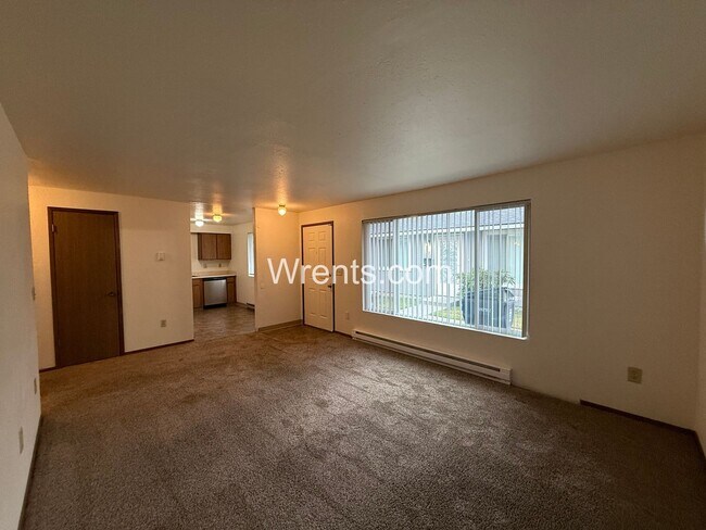 Foto del edificio - 28-30 E. Courtland