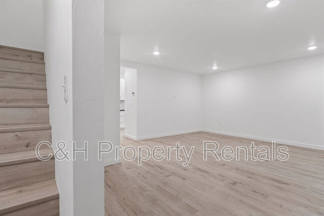 Foto del edificio - 218 Reda Ln