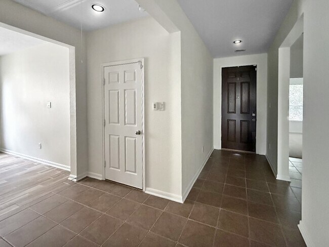 Foto del edificio - 6503 Bayliss Valley Ln