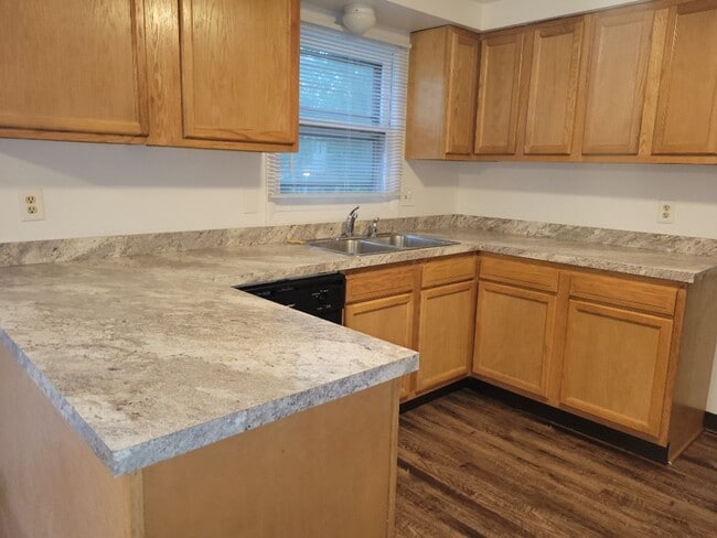 Photo - 618-18.5 Sunflower Dr Townhome