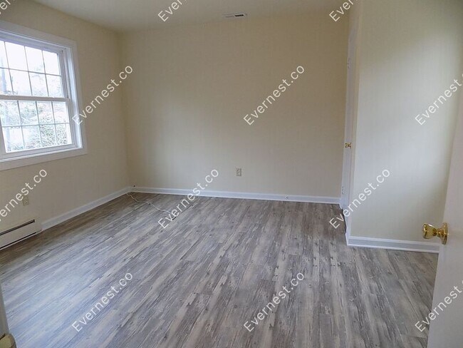 Foto del edificio - 114 Druid Dr