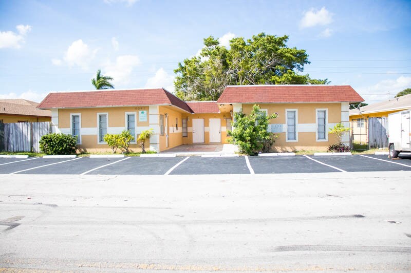 Primary Photo - 4041 NW 30th Terrace