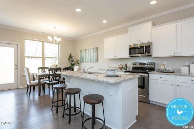 Foto del edificio - 6729 Hardwick Ln