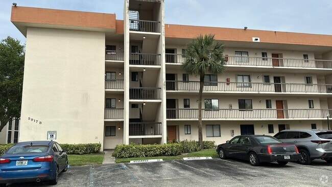 Building Photo - 5917 Via Vermilya