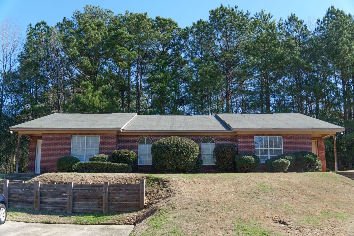 Foto del edificio - 1172 Northwood Dr
