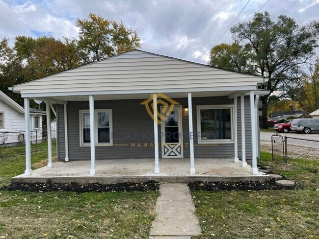 $500 OFF MOVE-IN SPECIAL!! Quaint 2 Bed / 1.5 Bath Near Mars Hill Area! - $500 OFF MOVE-IN SPECIAL!! Quaint 2 Bed / 1.5 Bath Near Mars Hill Area! House