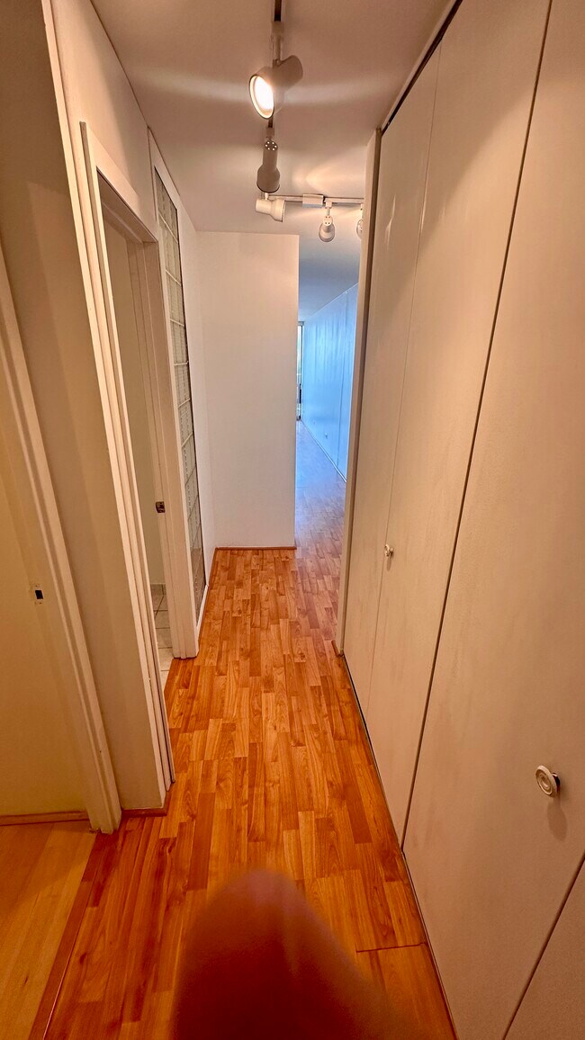 Foto del edificio - 1636 N Wells St