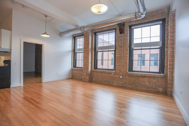 Foto del edificio - 4801 N Ravenswood Ave