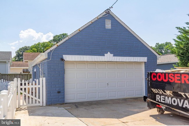 Building Photo - 1416 Wilson Point Rd
