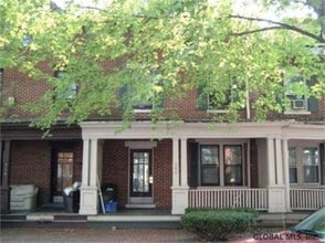 Building Photo - 566 Park Ave