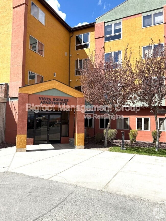 Building Photo - 1701 Prospect Ave