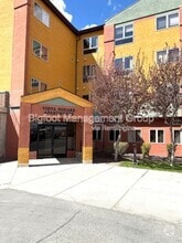Building Photo - 1701 Prospect Ave