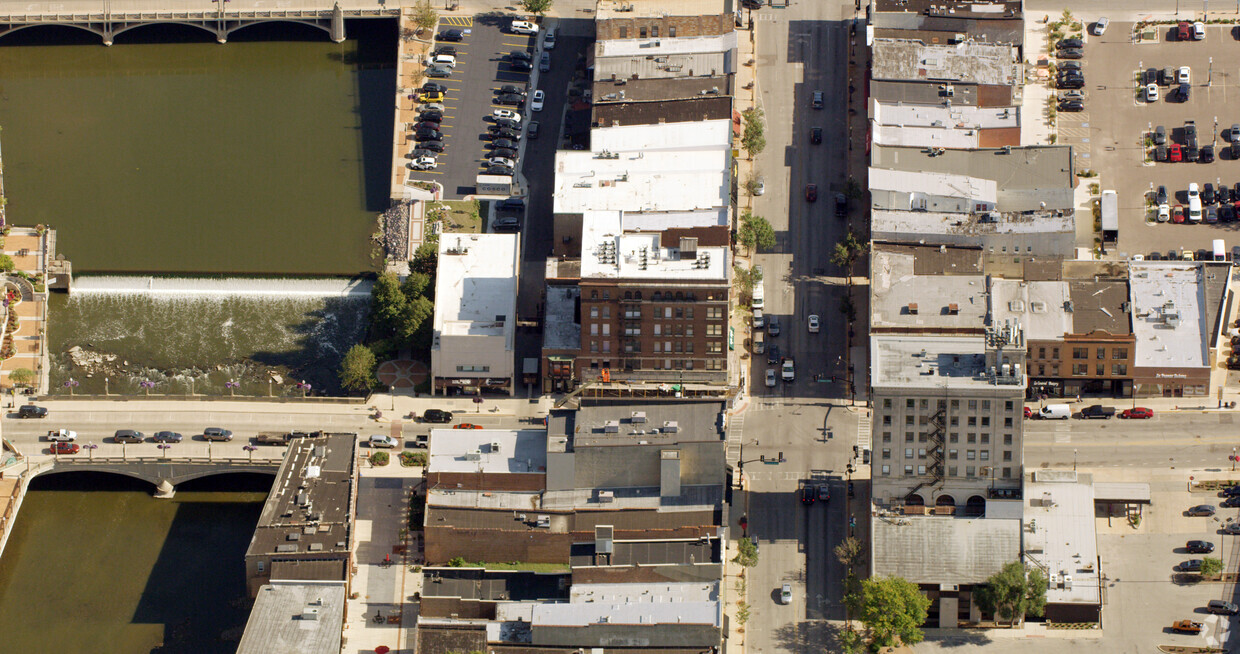 Aerial Photo - Lofts on Broadway