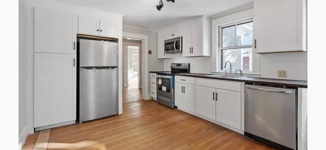 Building Photo - 53 Whittier St