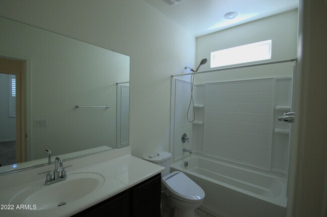 Foto del edificio - 9014 W Jefferson St