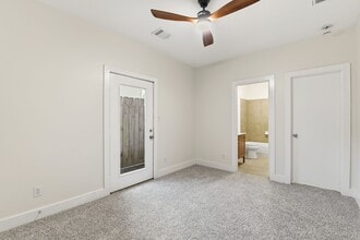 Building Photo - 2028 Tuam St