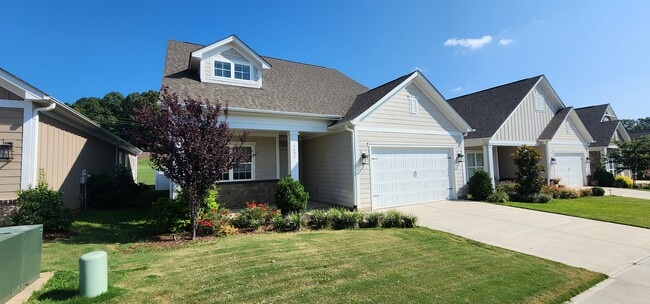 Building Photo - Lot 04