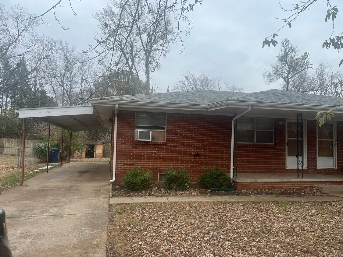 Foto principal - 238 N 1st St