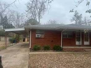 Building Photo - 238 N 1st St