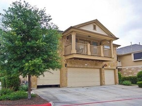 Building Photo - 16100 Great Oaks Dr