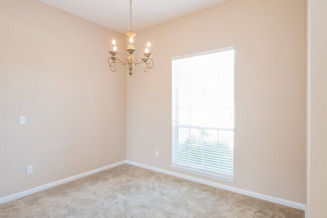 Foto del edificio - 744 Flowers St