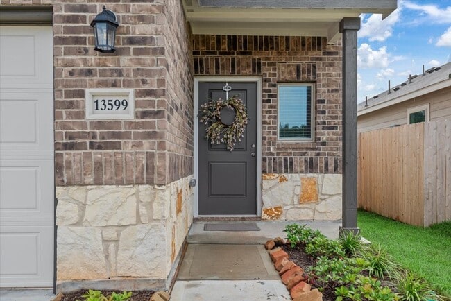 Foto del edificio - 13599 Sonali Springs Dr