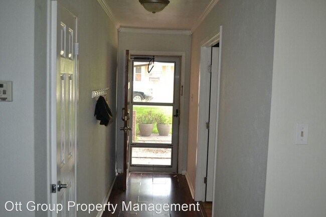 Foto del edificio - 3 br, 2 bath House - 707 Allen