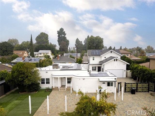 Foto principal - 13551 Hart St