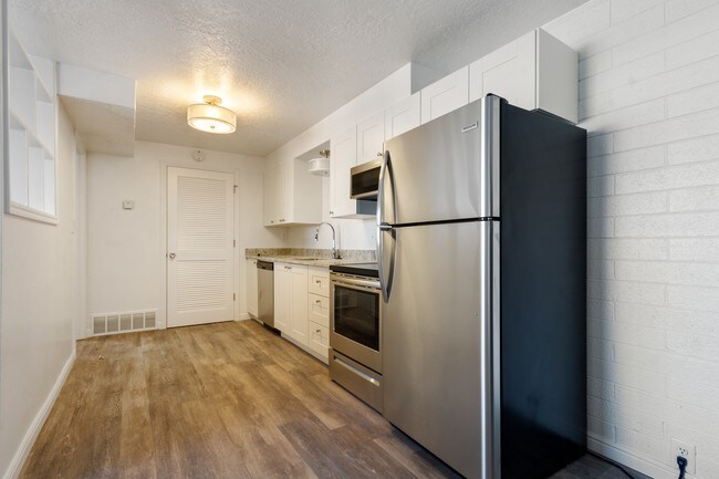 Interior Photo - 24 E 1700 S