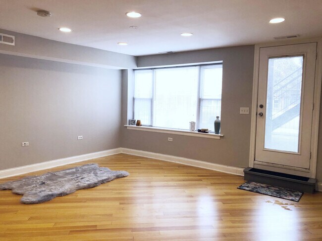 Building Photo - 2551 W Haddon Ave