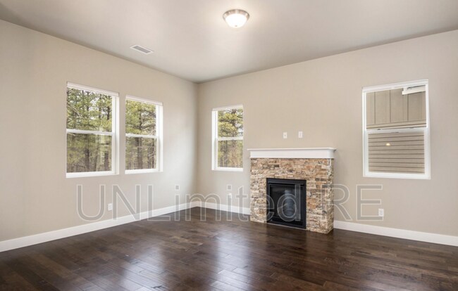 Building Photo - 3235 S Hannah Ln