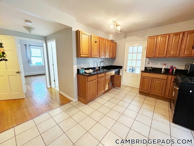 Foto del edificio - 40 Plymouth St