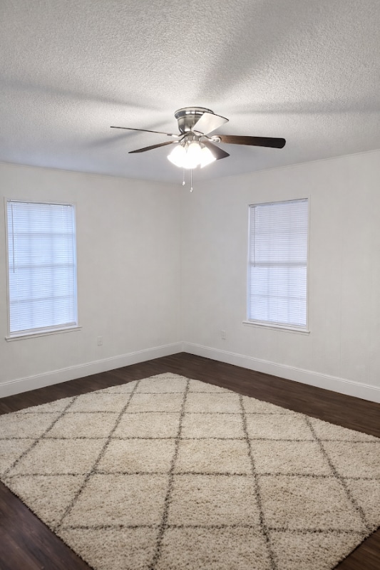 Building Photo - 528 W Kellis St