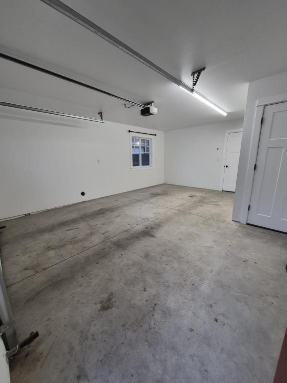 Building Photo - 224 SW J St