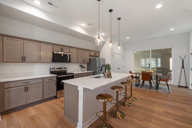 Foto del edificio - 1121 SW 11th St
