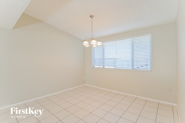 Building Photo - 9801 E Domenic Ln