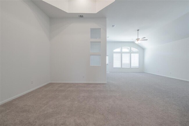 Building Photo - 313 Sonbria Pass