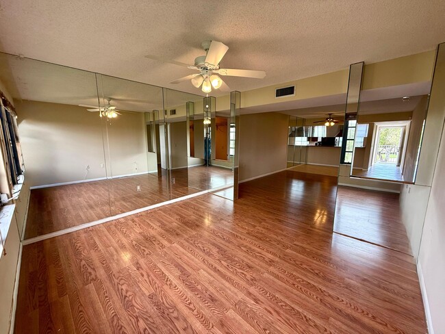 Building Photo - 3525 Village Blvd