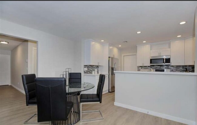 Foto del edificio - 4028 Hope St