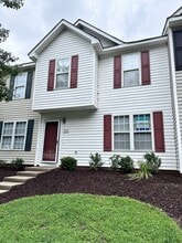 Building Photo - 2112 Walnut Bluffs Ln
