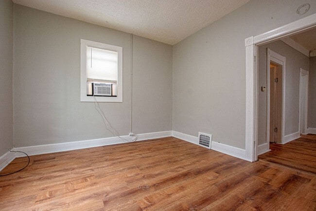 Foto del edificio - 2 Bedroom / 1 Bath House